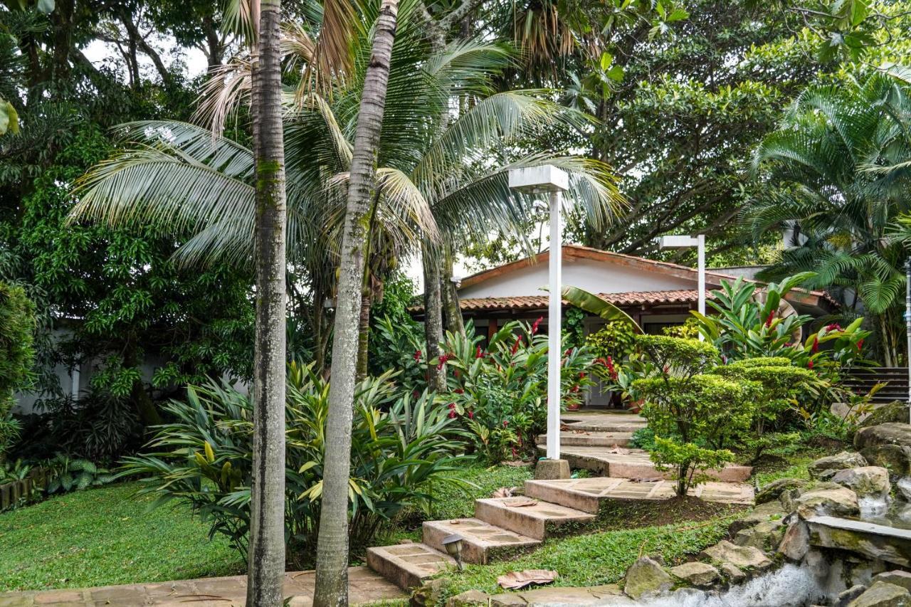 Hotel Boutique Villa Casuarinas カリ エクステリア 写真