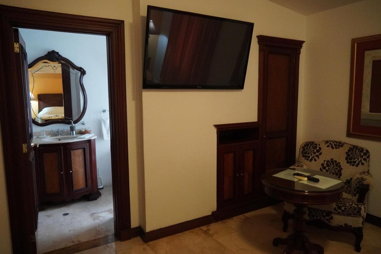 Hotel Boutique Villa Casuarinas カリ エクステリア 写真