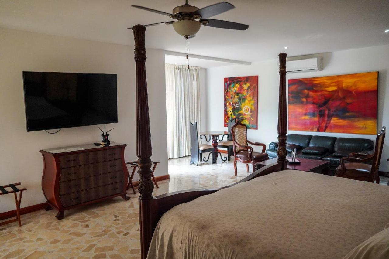 Hotel Boutique Villa Casuarinas カリ エクステリア 写真