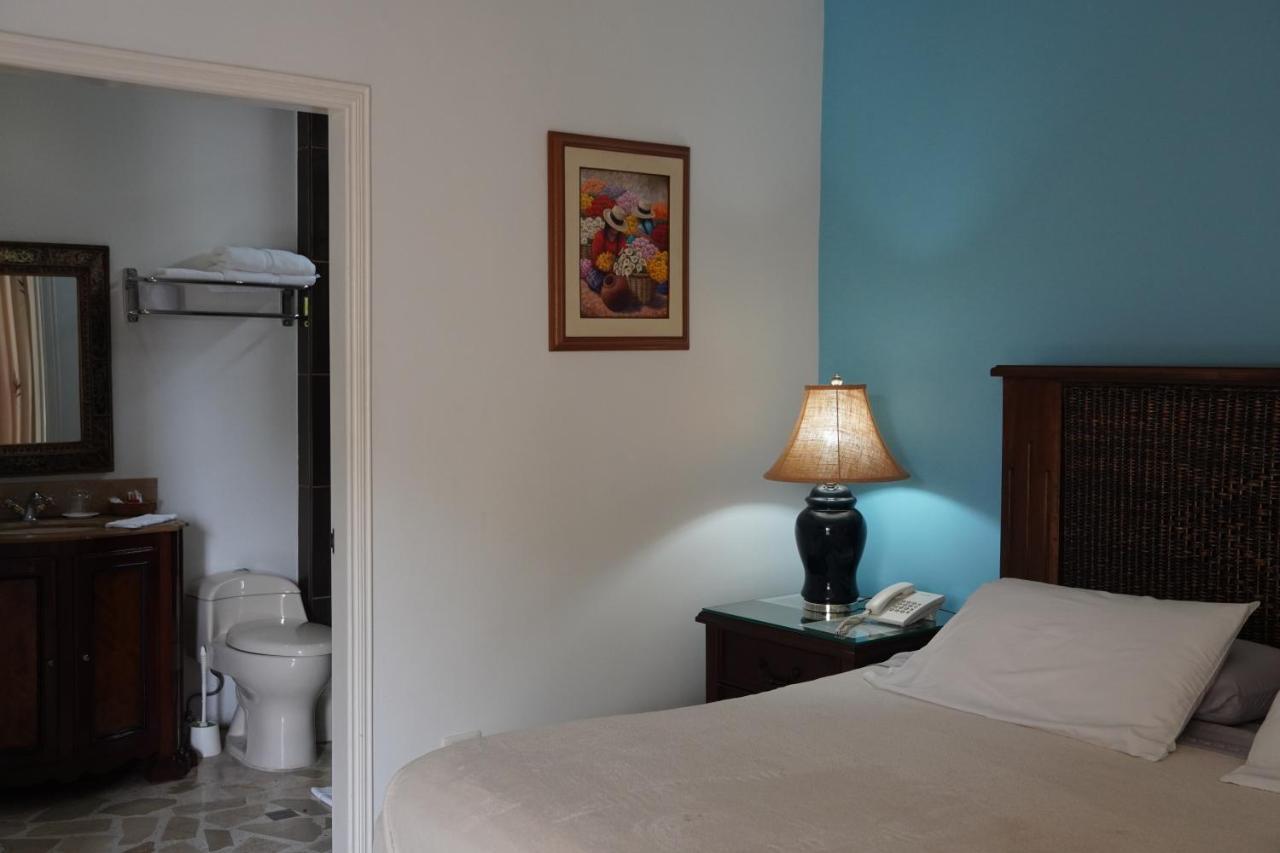 Hotel Boutique Villa Casuarinas カリ エクステリア 写真