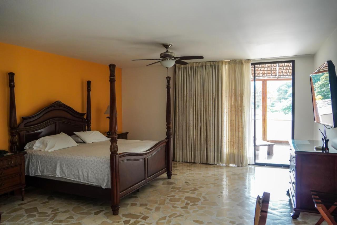Hotel Boutique Villa Casuarinas カリ エクステリア 写真