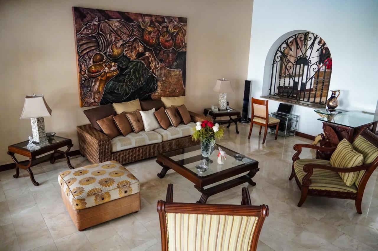 Hotel Boutique Villa Casuarinas カリ エクステリア 写真
